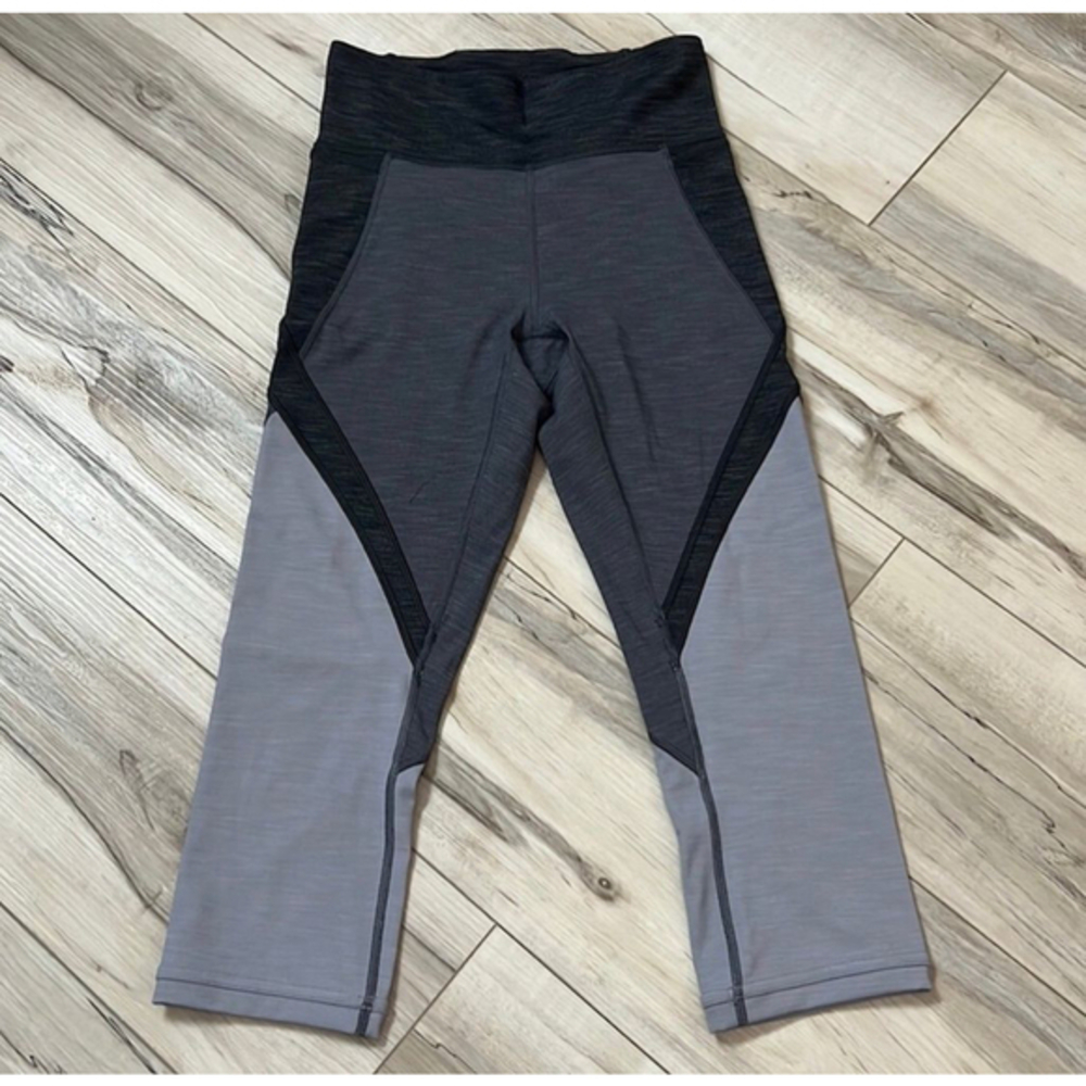 Lululemon Early Extension High-Rise Crops 21" - Size 12
